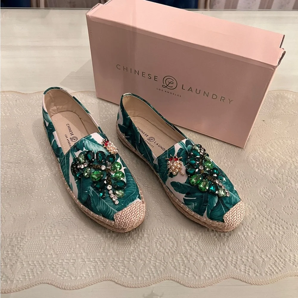 Beautiful green espadrilles. - Picture 4 of 4